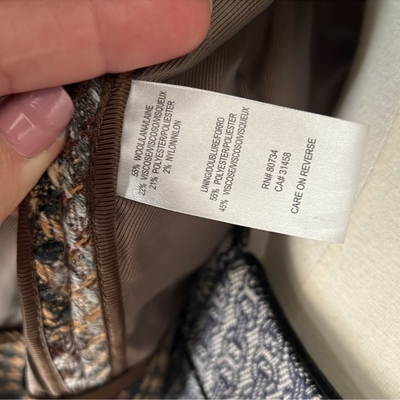 BCBG maxazria amazing wool jacket fully lined - Picture 6 of 6